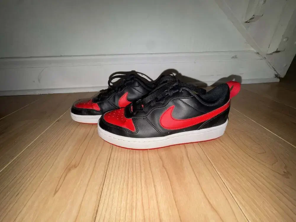 Nike Court Borough Low 2 GS Black University Red BQ5448-007
